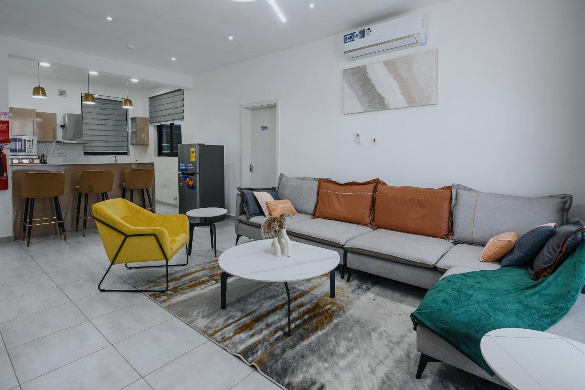 The Avery Apartments At Odomaa Place B, East Airport Accra Ngoại thất bức ảnh
