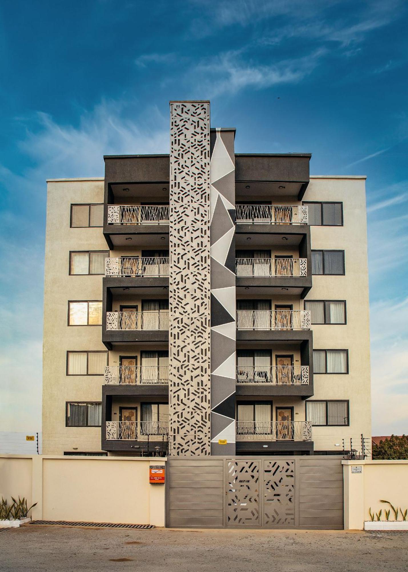 The Avery Apartments At Odomaa Place B, East Airport Accra Ngoại thất bức ảnh