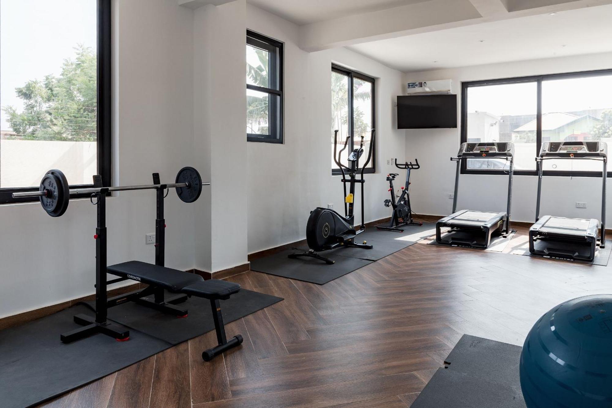 The Avery Apartments At Odomaa Place B, East Airport Accra Ngoại thất bức ảnh