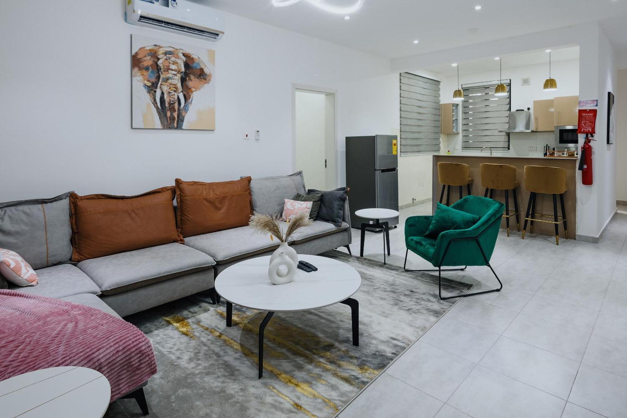 The Avery Apartments At Odomaa Place B, East Airport Accra Ngoại thất bức ảnh