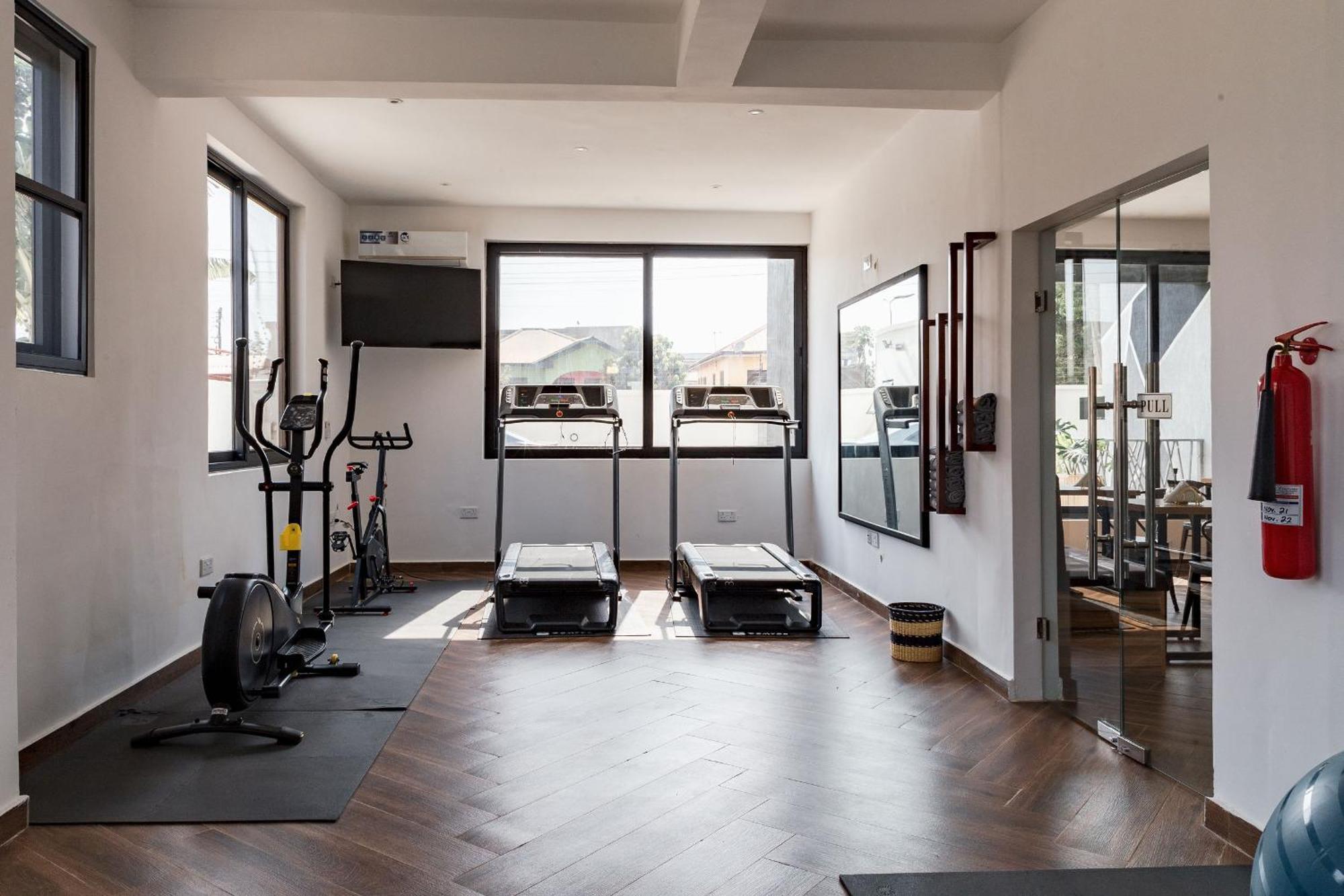 The Avery Apartments At Odomaa Place B, East Airport Accra Ngoại thất bức ảnh